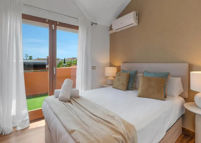 La Parcela بيت للعطل ماربيا